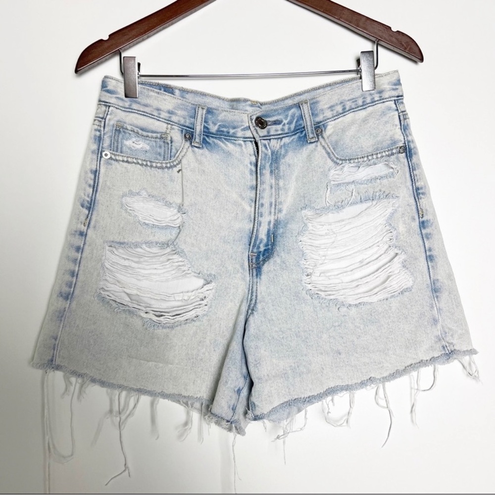 American Eagle mom shorts
